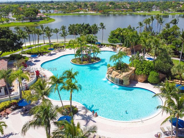 10957 NW 73rd Ter, Doral, FL 33178