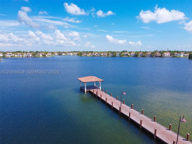 10957 NW 73rd Ter, Doral, FL 33178