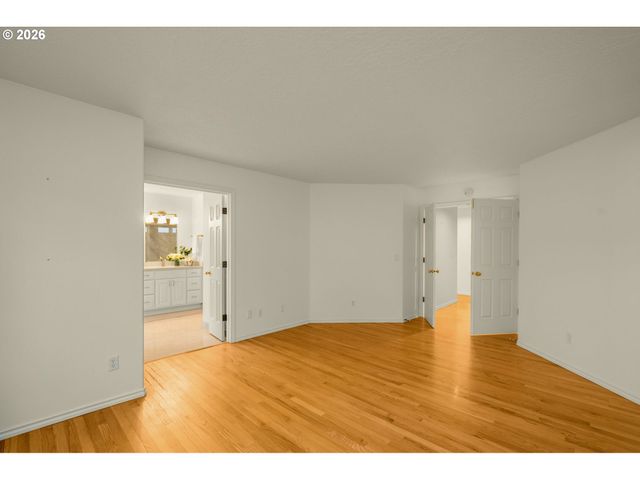 1323 Nw MAYFIELD Rd, Portland, OR 97229