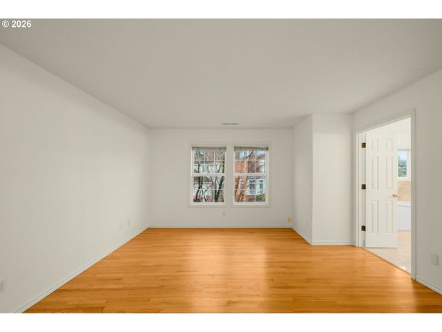 1323 Nw MAYFIELD Rd, Portland, OR 97229