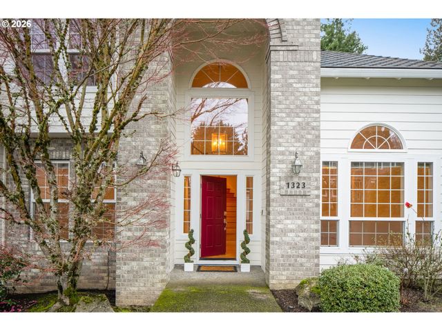 1323 Nw MAYFIELD Rd, Portland, OR 97229