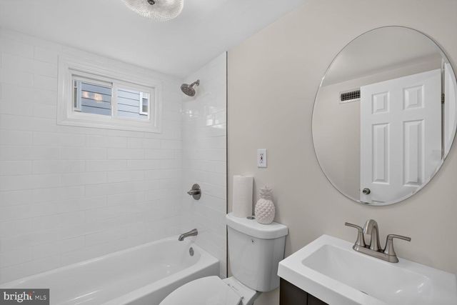 6402 GATEWAY BLVD, District Heights, MD 20747