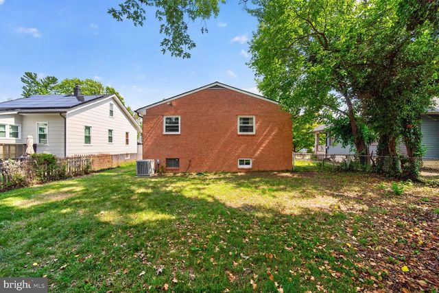 6402 GATEWAY BLVD, District Heights, MD 20747