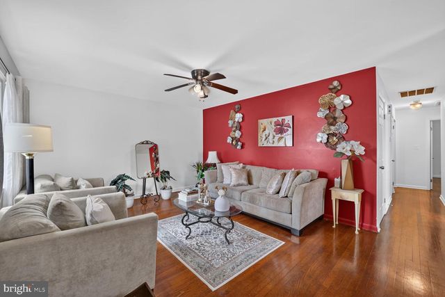 6402 GATEWAY BLVD, District Heights, MD 20747