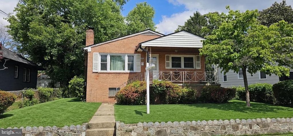 6402 GATEWAY BLVD, District Heights, MD 20747