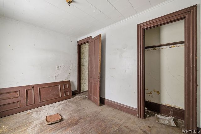 364 9th Street, Niagara Falls, NY 14303