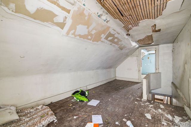 364 9th Street, Niagara Falls, NY 14303