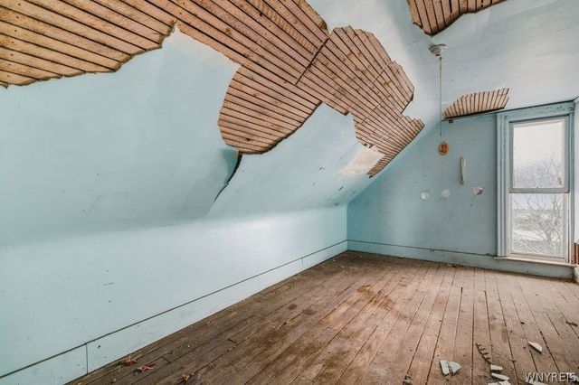 364 9th Street, Niagara Falls, NY 14303