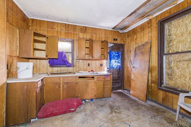 364 9th Street, Niagara Falls, NY 14303