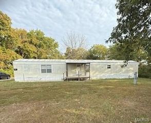 1245 Highway Jj, Elsberry, MO 63343