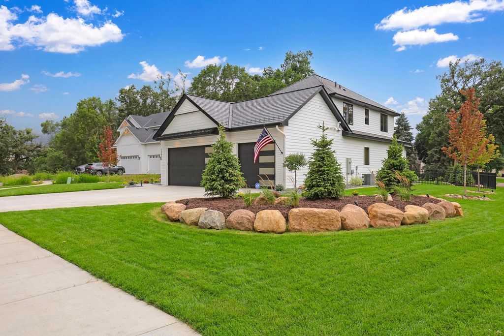 4951 Parkside Circle, Eagan, MN 55123 — photo 4