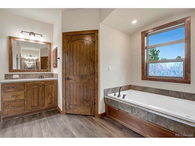 496 Julia Rd, Guffey, CO 80820