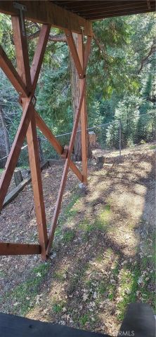 24514 Albrun, Crestline, CA 92325