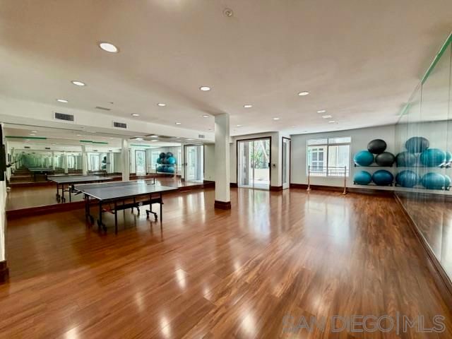 4155 Executive E310, La Jolla, CA 92037