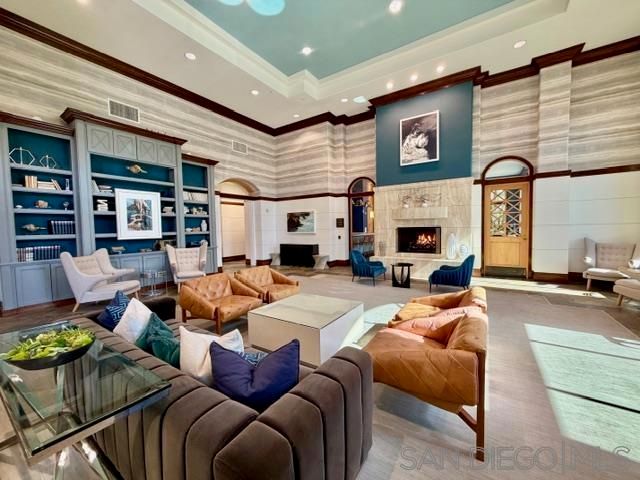 4155 Executive E310, La Jolla, CA 92037