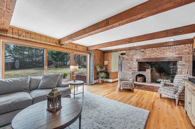 97 Salem Road, Longmeadow, MA 01106