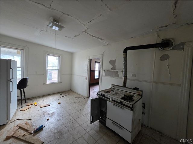 314 Nichols, Utica, NY 13501