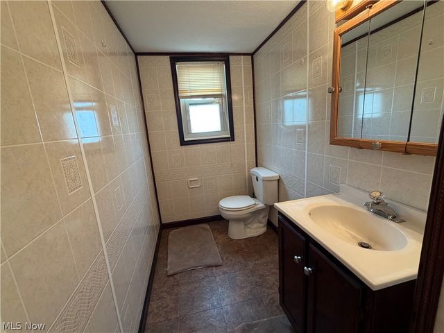 24881 Ridgeline Drive, Bedford Heights, OH 44146