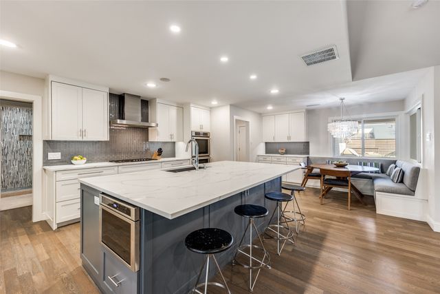 3851 Regent Drive, Dallas, TX 75229