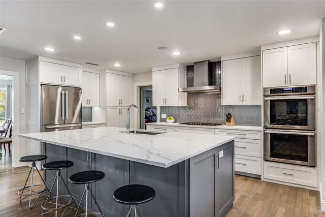 3851 Regent Drive, Dallas, TX 75229