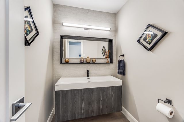 3851 Regent Drive, Dallas, TX 75229