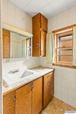 2134 N D Street, Fremont, NE 68025