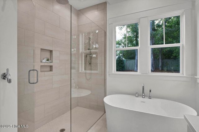 324 Grayhawk Circle, Wilmington, NC 28411