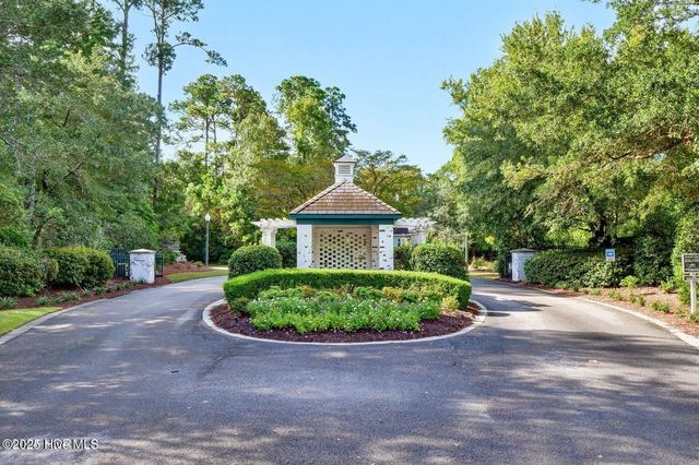 324 Grayhawk Circle, Wilmington, NC 28411