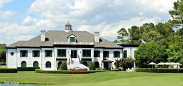 324 Grayhawk Circle, Wilmington, NC 28411