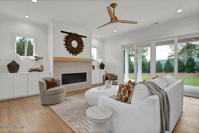 324 Grayhawk Circle, Wilmington, NC 28411