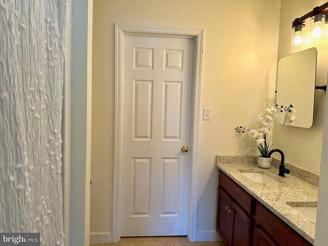 207 SPRINGMONT DR, Reading, PA 19610