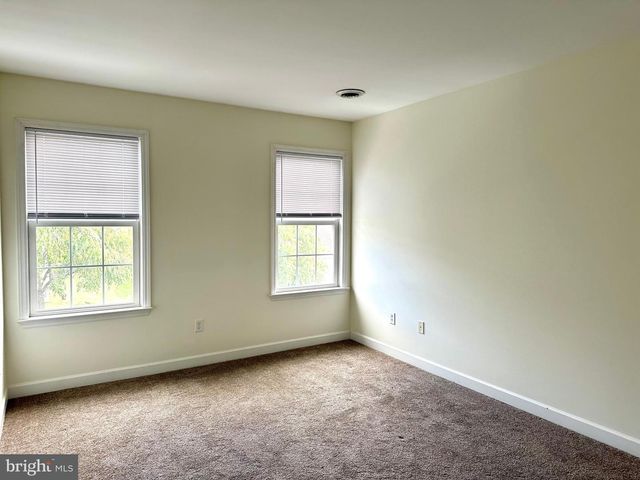 207 SPRINGMONT DR, Reading, PA 19610