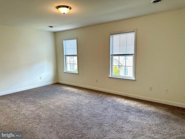 207 SPRINGMONT DR, Reading, PA 19610