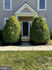 207 SPRINGMONT DR, Reading, PA 19610