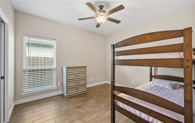 9505 Royal Oak Dr, Corpus Christi, TX 78410