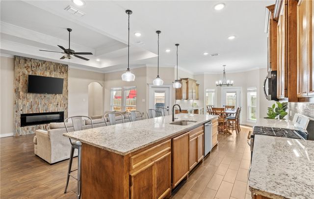 9505 Royal Oak Dr, Corpus Christi, TX 78410