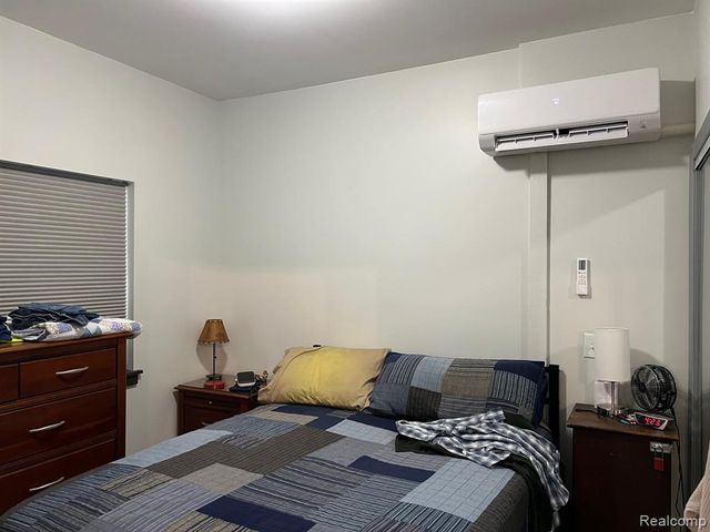 1771 New Rochelle Dr, Lapeer, MI 48446