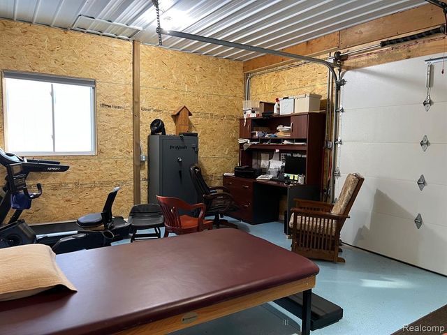 1771 New Rochelle Dr, Lapeer, MI 48446