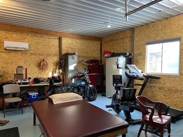 1771 New Rochelle Dr, Lapeer, MI 48446