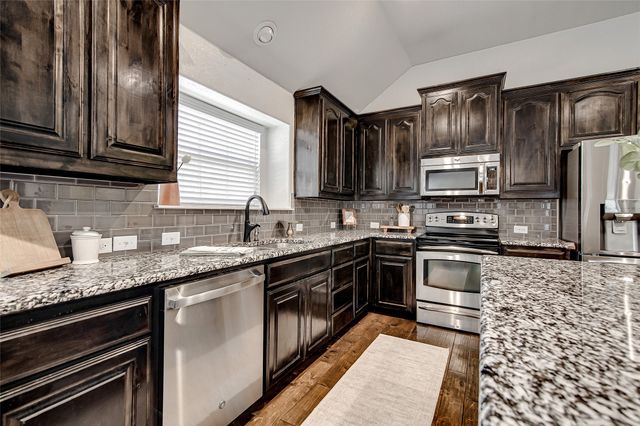 11916 Long Stone Drive, Burleson, TX 76028