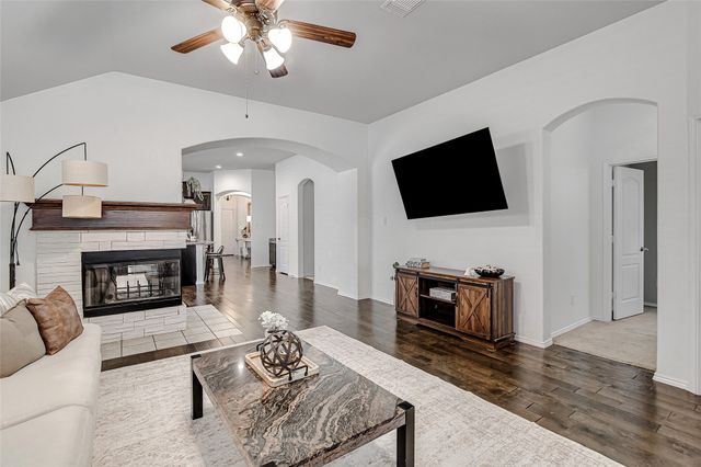 11916 Long Stone Drive, Burleson, TX 76028