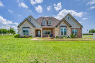 484 Sanders Road, Whitesboro, TX 76273