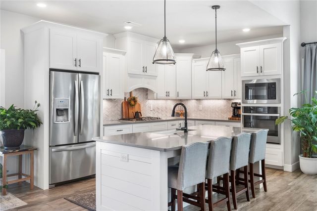 931 Red Maple Street, Centerton, AR 72719