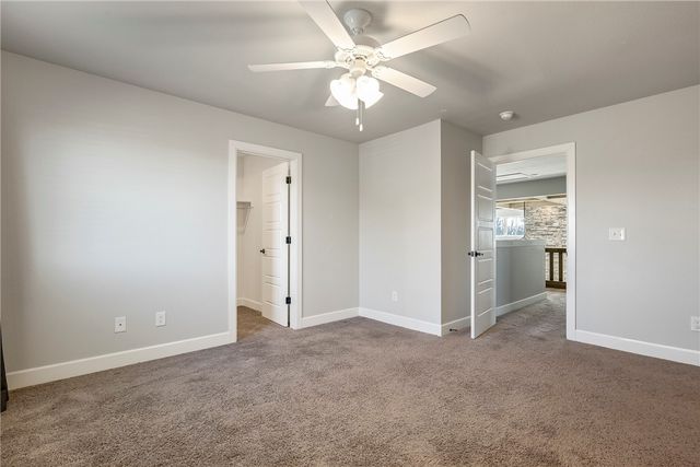 931 Red Maple Street, Centerton, AR 72719