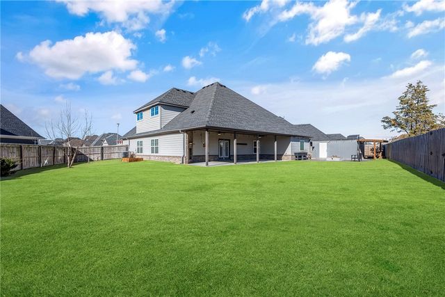 931 Red Maple Street, Centerton, AR 72719