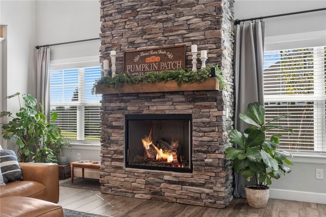 931 Red Maple Street, Centerton, AR 72719