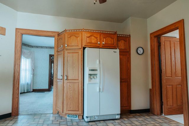 1405 S 13th STREET, Manitowoc, WI 54220
