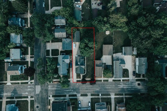 1405 S 13th STREET, Manitowoc, WI 54220