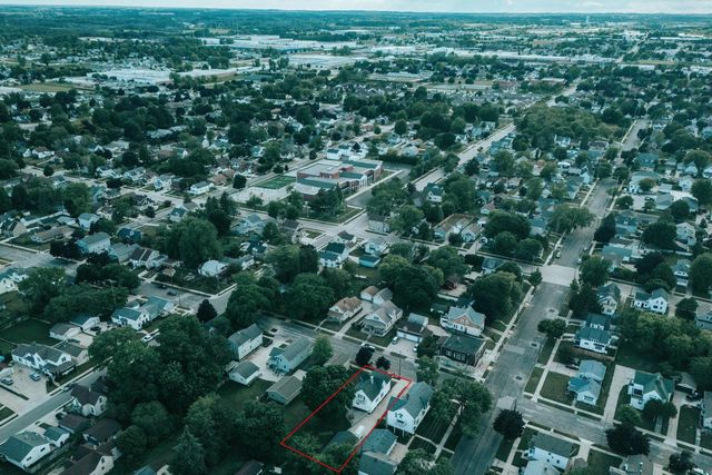 1405 S 13th STREET, Manitowoc, WI 54220