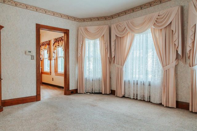 1405 S 13th STREET, Manitowoc, WI 54220